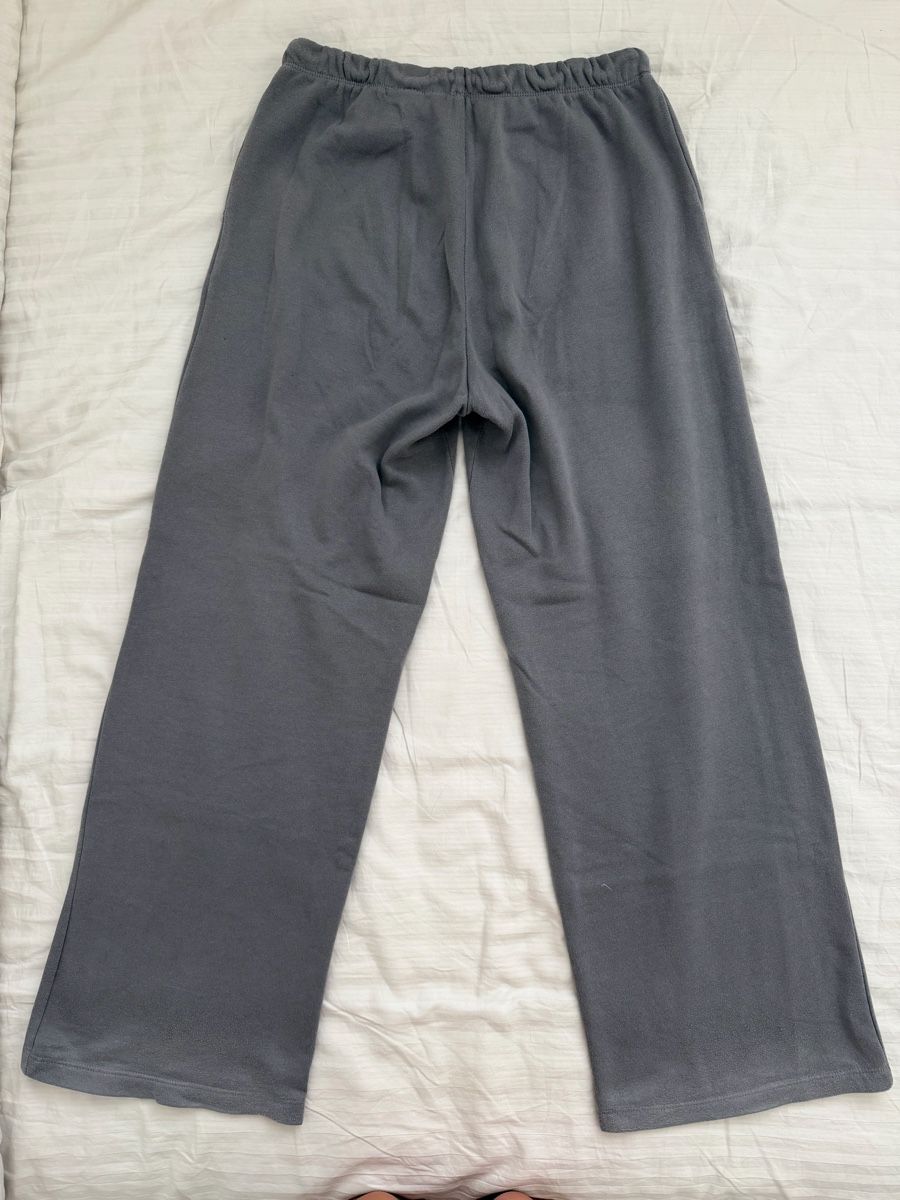 H&M Hosen: Graue Sweatpants – Gebraucht aus Möhlin von Diljan 1