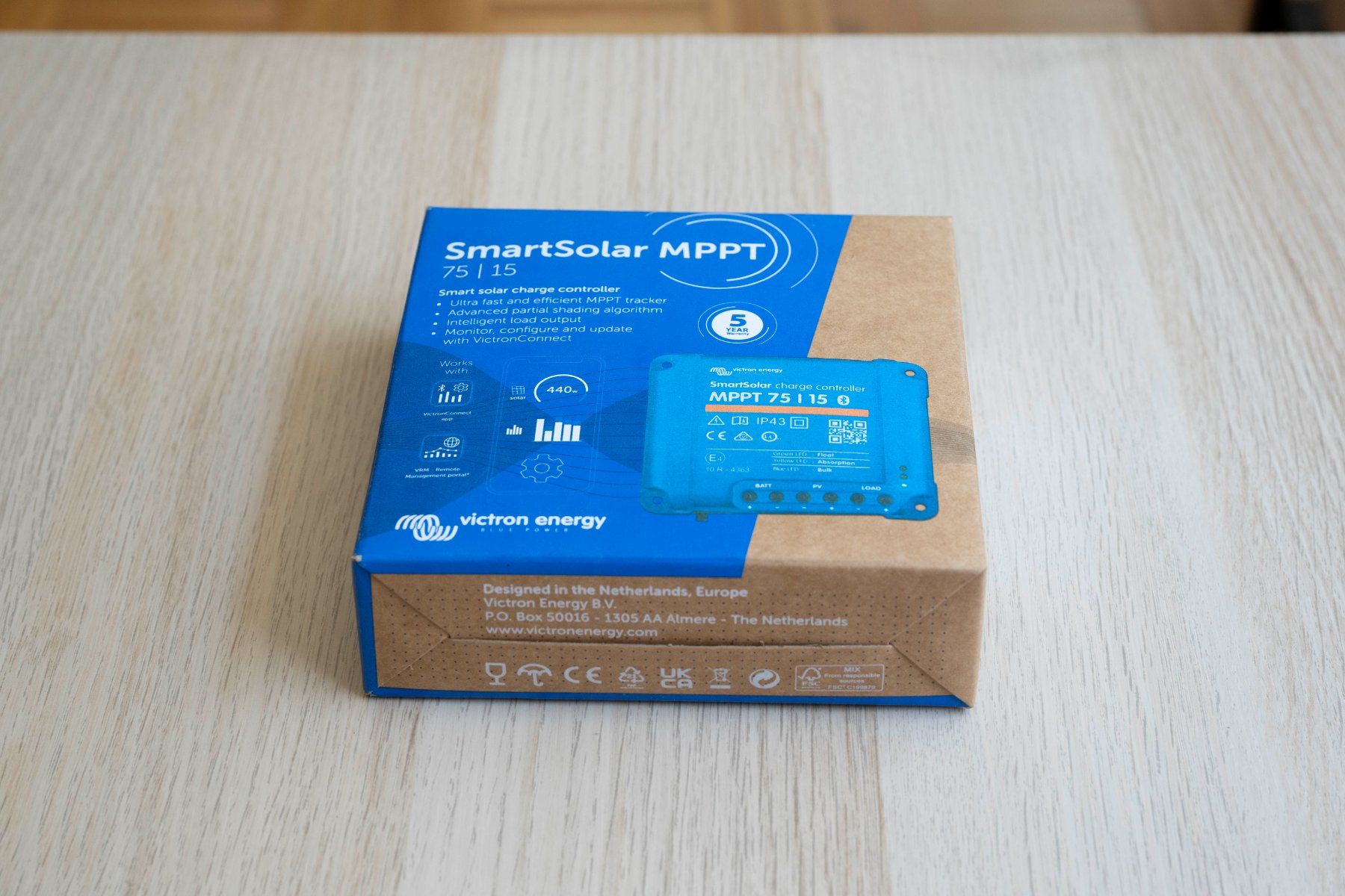 Victron Solargeräte und Solarprodukte: Complete 12V camper electrical kit, Solar panel, DC-DC, MPPT – Neu und originalverpackt aus Genève von ami_fwj9 2