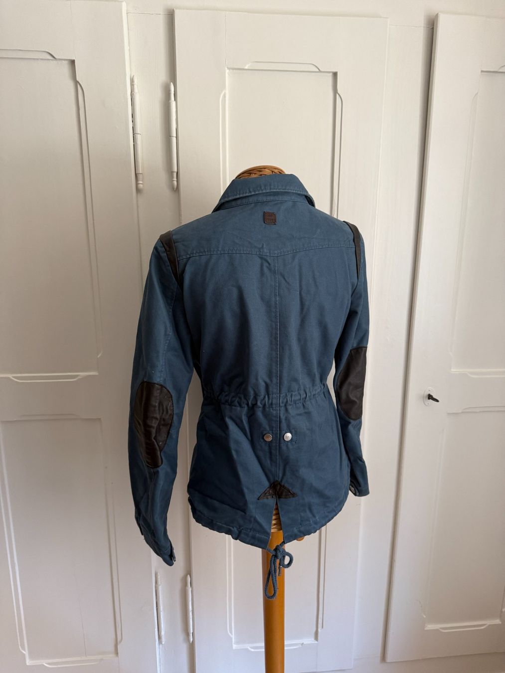 Escada Vestes: ESCADA - Jacke petrolfarben 36 – D'occasion à Zürich par Diazaio 2