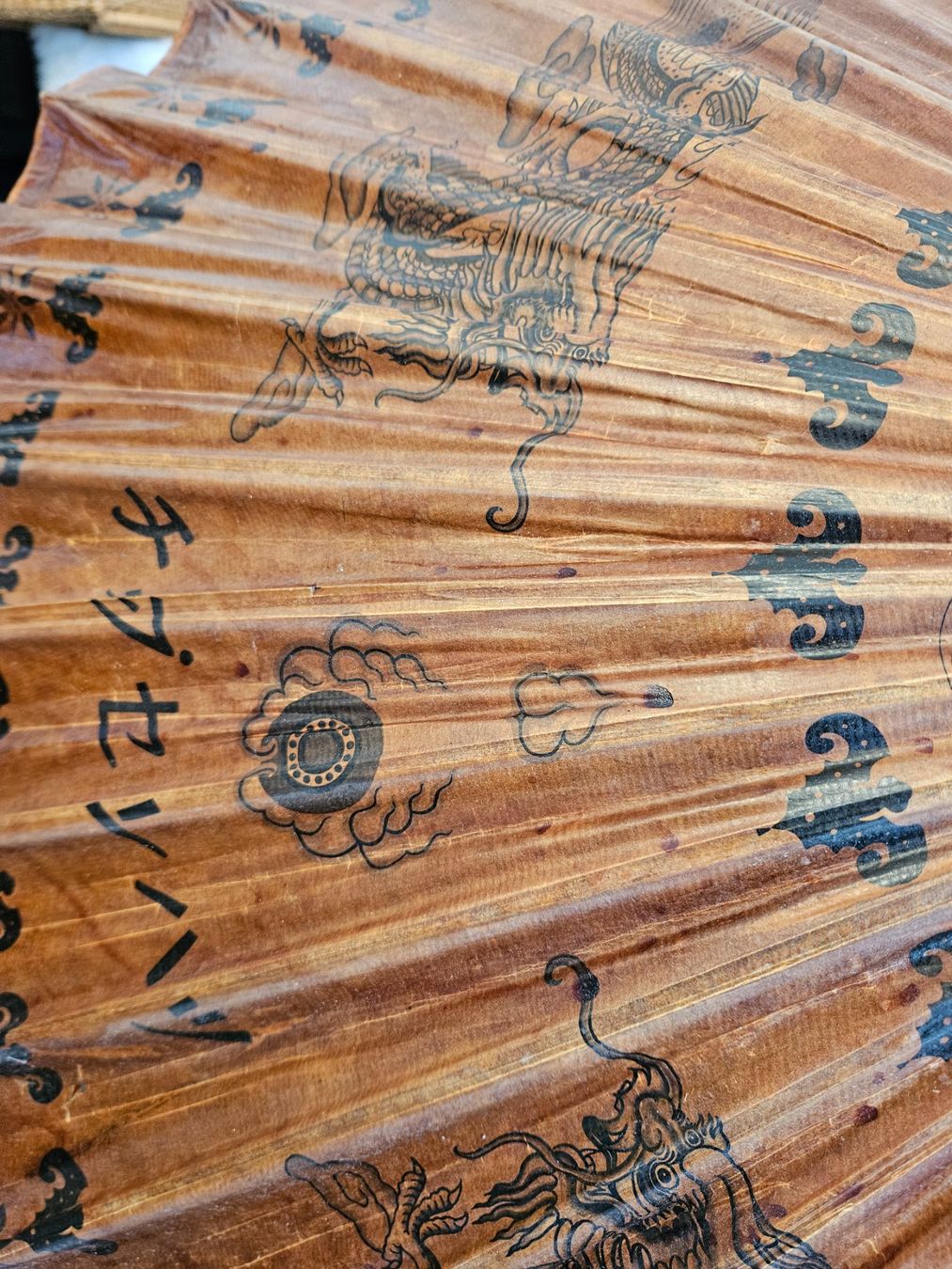 Ombrelloni: Asiatischer Sonnenschirm aus Papier – Usato da Ormalingen venduto da nomolnoi 7