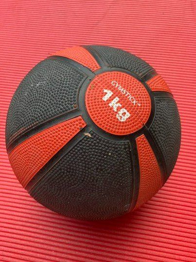 Palloni: Medizin Ball 1.0kg – Usato da Ittigen venduto da bodycross-01
