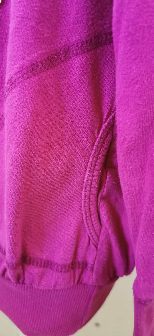 Pullover & Sweatshirts: Mädchen Pullover pink Schmetterling Grösse 116 – Gebraucht aus Langendorf von Laedi6 3