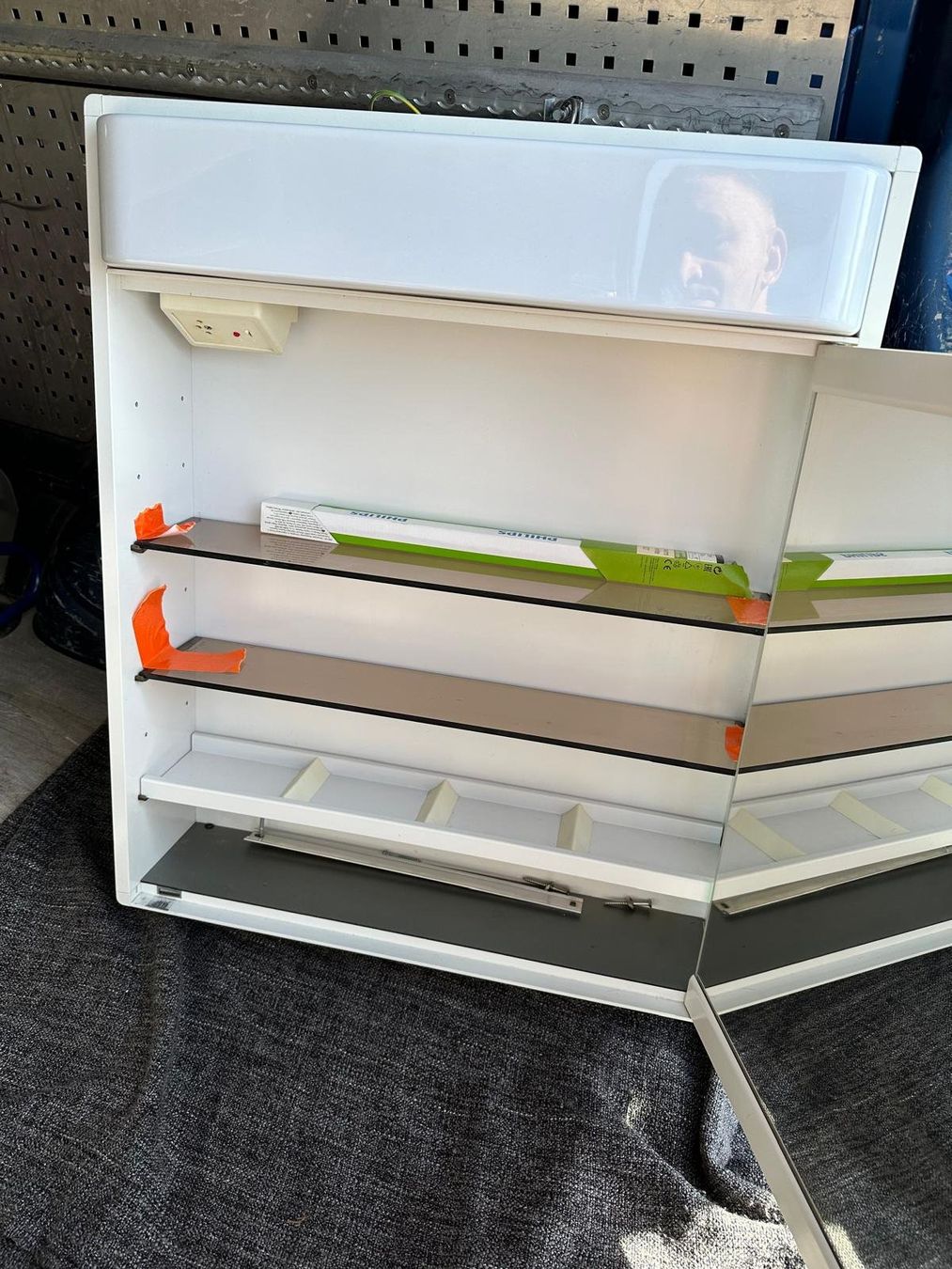 Schneider Armadietti a specchio: Spiegelschrank Schneider – Usato da Spreitenbach venduto da Space_X 4