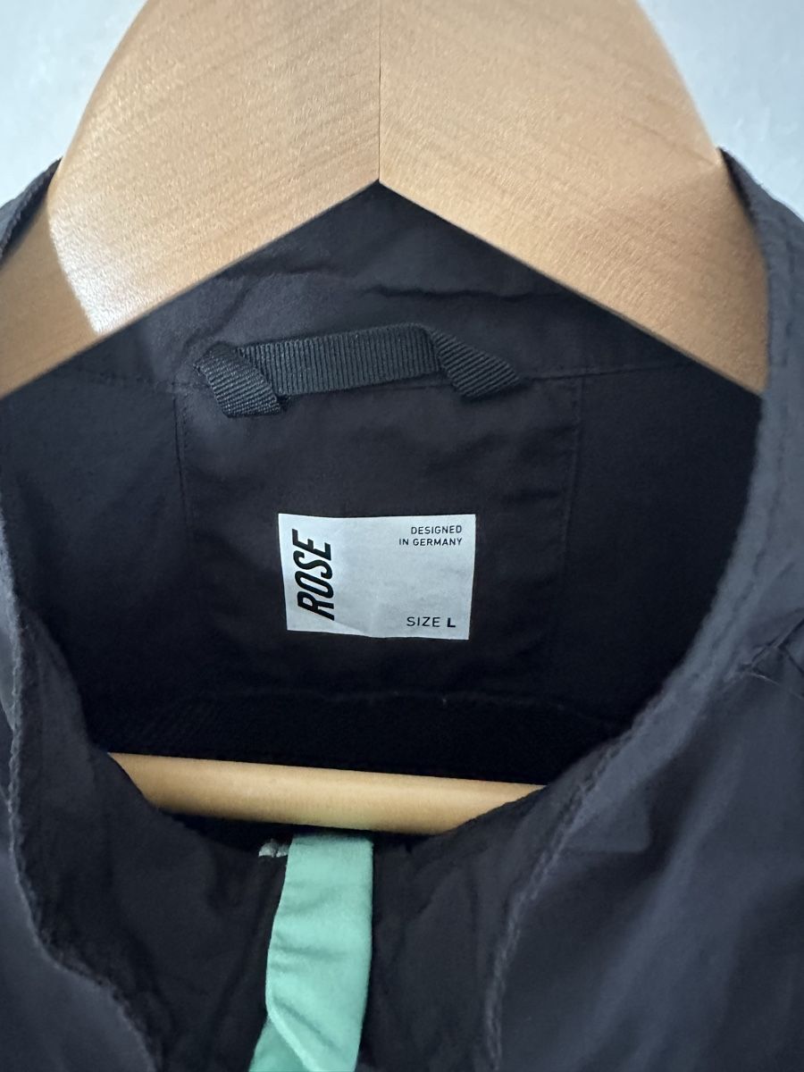 Giacche: Rose Windjacke Grösse L, Top Zustand – Usato da Zürich venduto da JuliaRoever 1