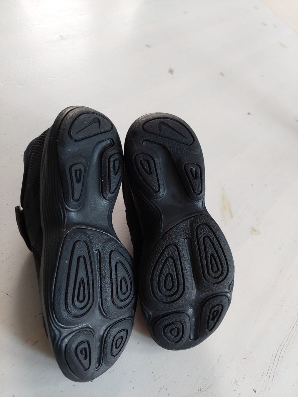 Nike Scarpe per ragazzi: Nike Halbschuhe / Turnschuhe Grösse 29 – Nuovo (secondo la descrizione) da Beckenried venduto da Havacola 5