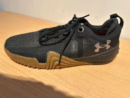 Under Armour Turnschuh Gr.41,schwarz Grösse 43 guter Zustand