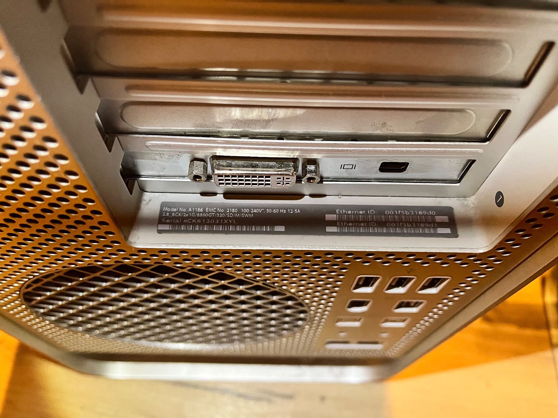 Apple PCs: 2× Apple Mac Pro 2008 + 2009 | OS X Snow Leopard | Bundle – Gebraucht aus Flawil von 5heep 2