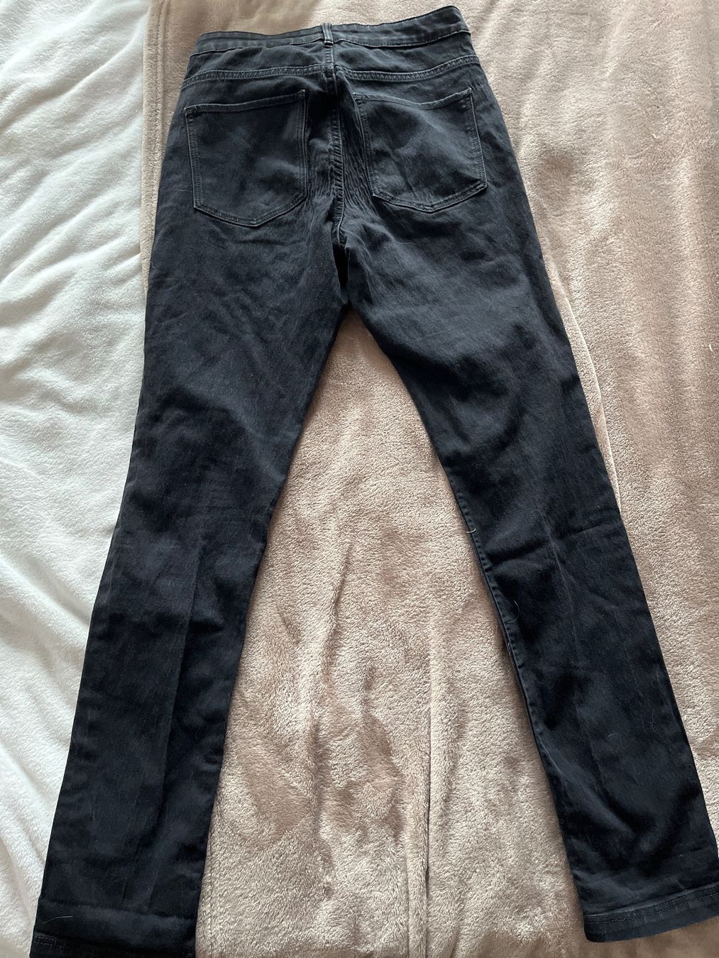 H&M Hosen: Pantalon noir H&M – Gebraucht aus Le Locle von Mayd_h 4