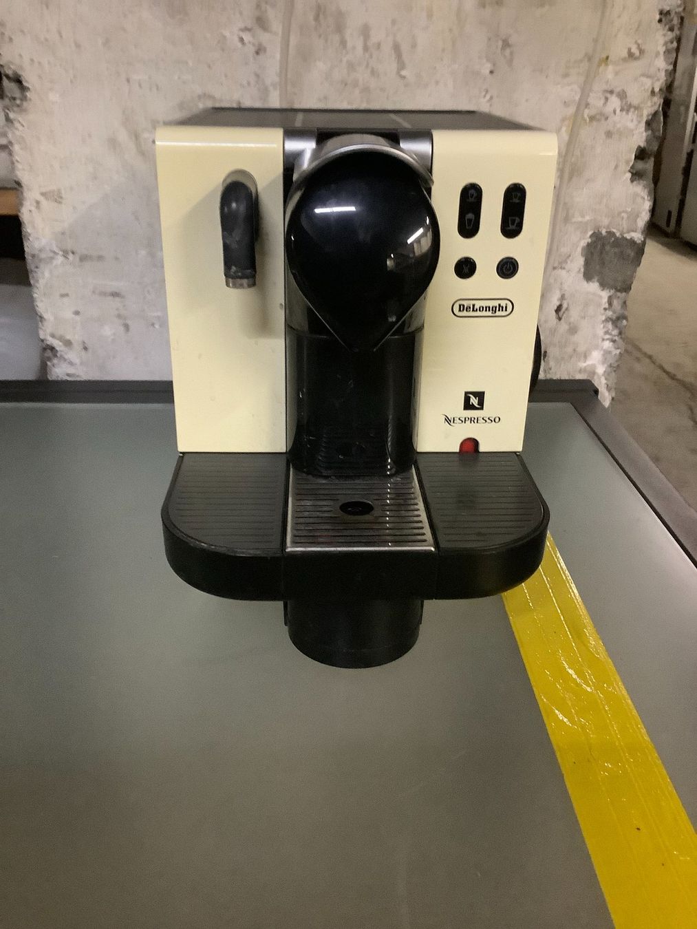 De'Longhi Machines à café & Machines à expresso: DéLonghi Kaffeemaschine – D'occasion à Signau par den_fh9z