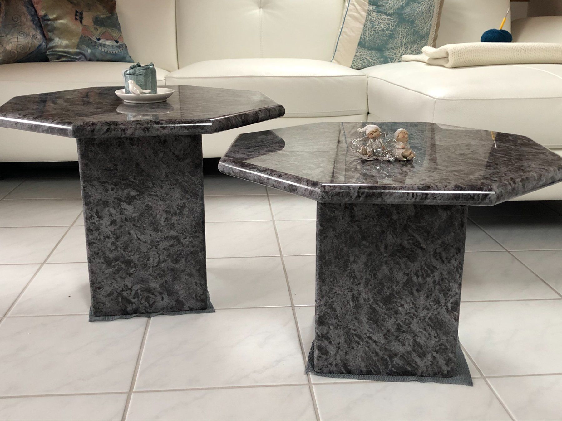 Tavoli: Salontisch 8-eckig, Granit, 2-teilig – Usato da Windlach venduto da anbur14 1