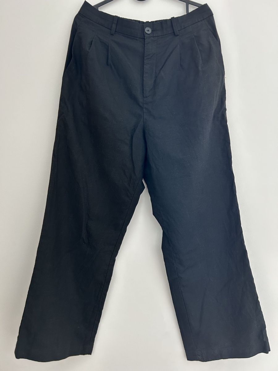 Uniqlo Pantaloni: UNIQLO Hose aus Leinengemisch – Usato da Winterthur venduto da Vintage_a_toi