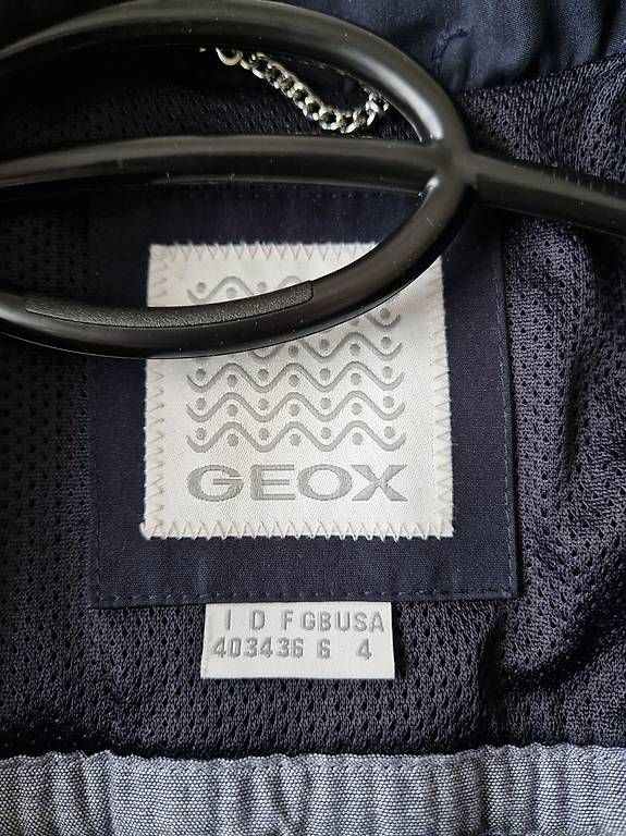 Geox Giacche: Geox Regenjacke / Übergangsjacke – Usato da Horgen venduto da san_5vb7 2