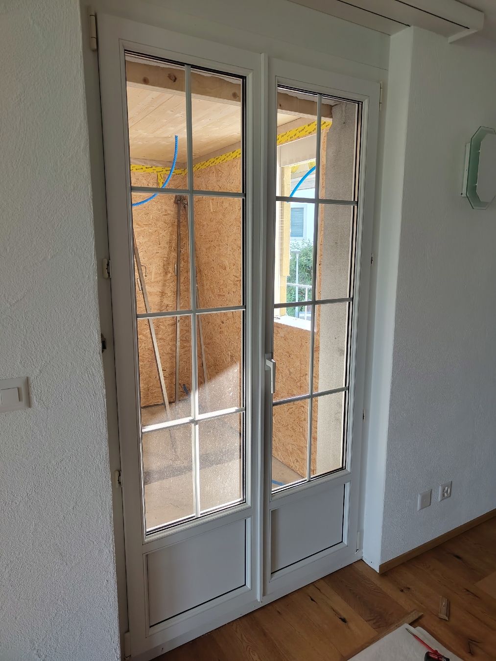 Fenêtres: Fenster – D'occasion à Reichenburg par emergencyexitonly 1