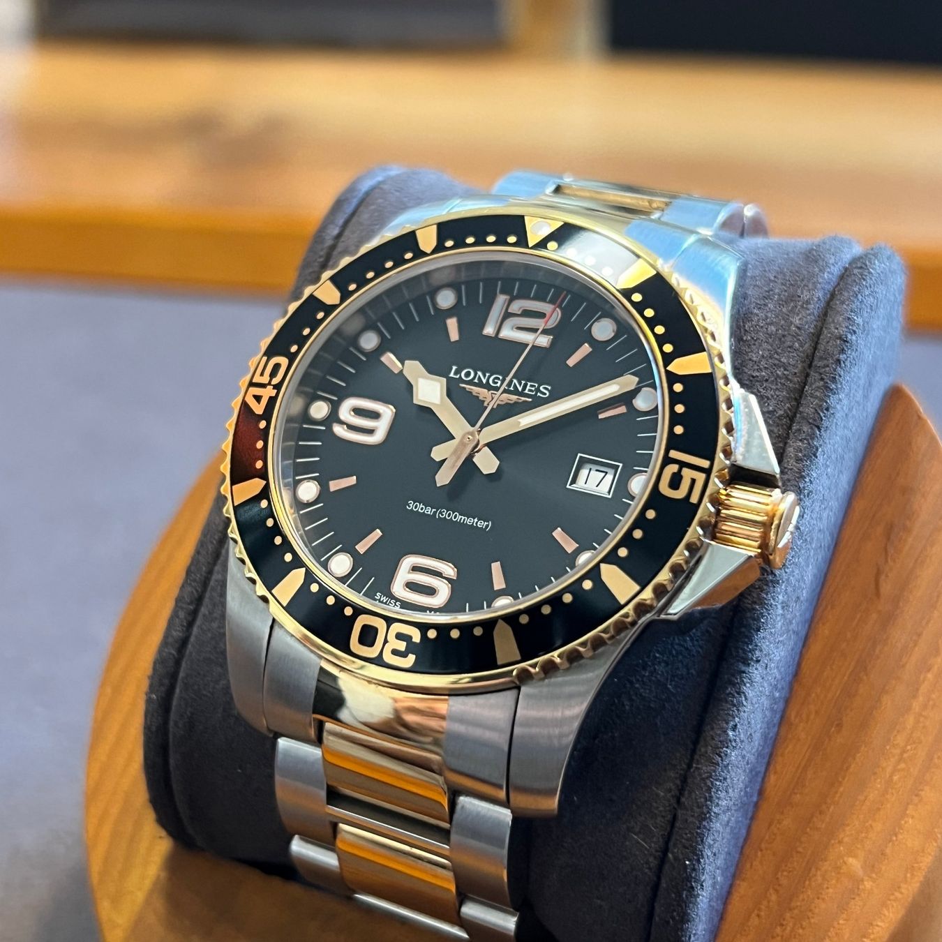 Longines Orologi: FLASH SALE Longines HydroConquest Quartz Date L3.740.3 – Usato da Carouge GE venduto da Watchaser 2