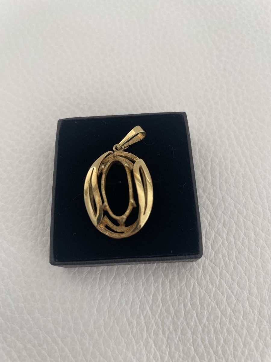 Anhänger: Anhänger 3x2 cm Gold überzogen – Gebraucht aus Rüti ZH von kar_xx9l 2