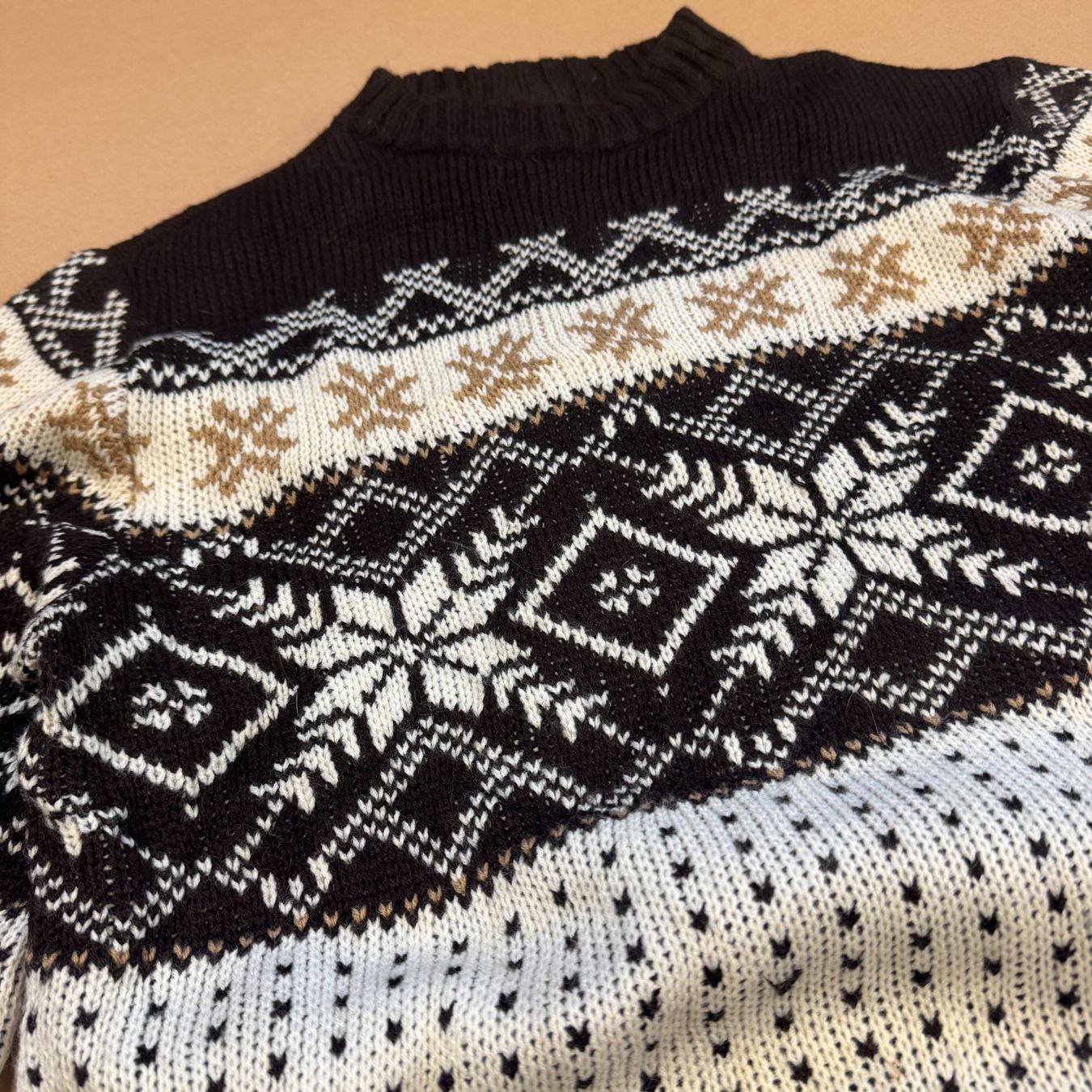 Maglioni & Felpe: Golin St. Marx vintage 90s knitted sweatshirt strickpullover – Usato da St. Gallen venduto da sourced_limited 1