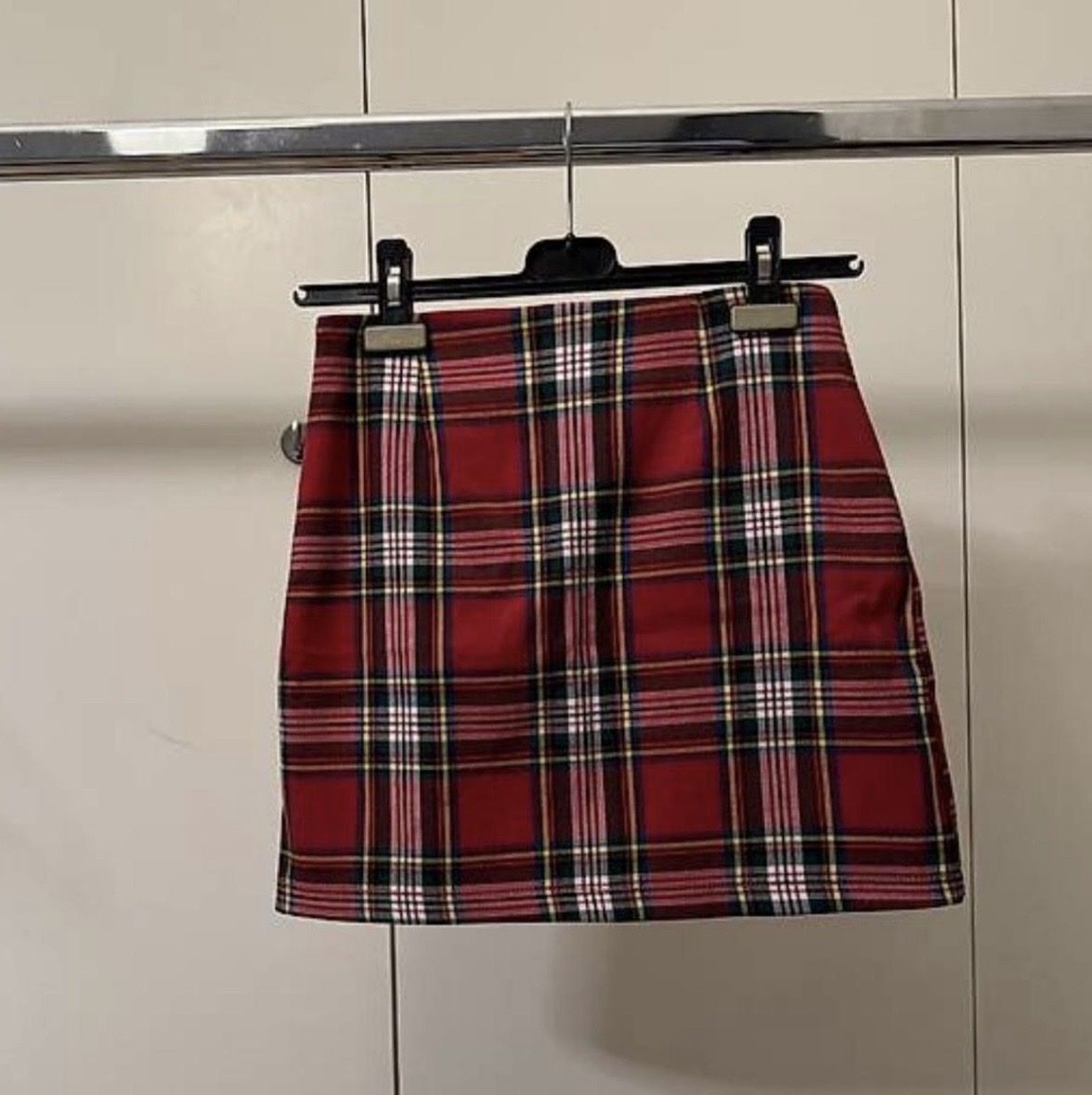 Tally Weijl Gonne: RED PLAIDED MINISKIRT❣️ – Usato da Dietikon venduto da athiinax 2