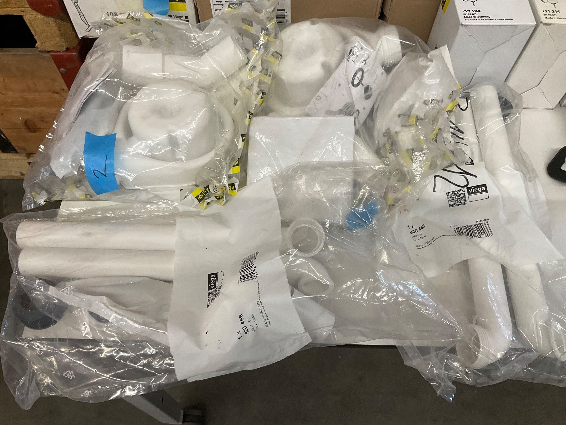 Portes-savons: 593 Posten diverses Sanitärmaterial – Neuf (Voir description) à Derendingen par Meisterstuecke 5