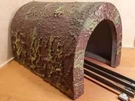 Eisenbahn Tunnel aus Holz, passt gut zu Märklin oder Buco