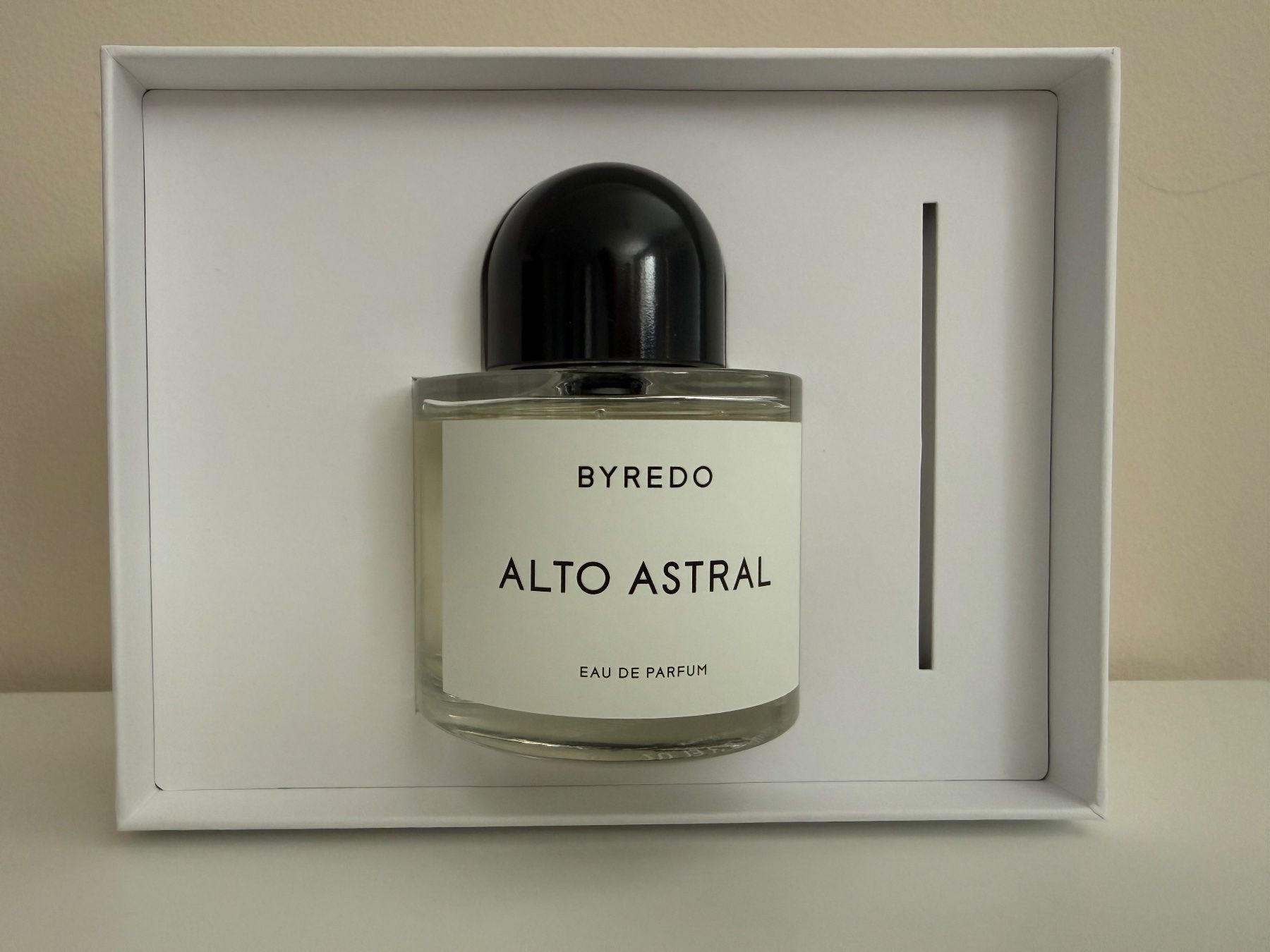 Byredo Profumi & Eau de Toilette: Byredo - Alto Astral Eau de Parfum 100 ml – Nuovo (secondo la descrizione) da Euthal venduto da Parfumgirl
