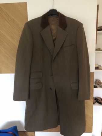Élégant manteau homme, pour mi saison .