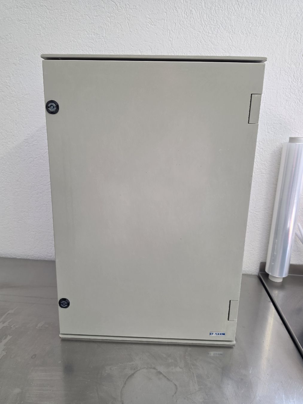 Alimentazione elettrica: Sarel Industrial Control Panel Enclosure 59000 stromkasten  – Usato da Nussbaumen AG venduto da Martinfal