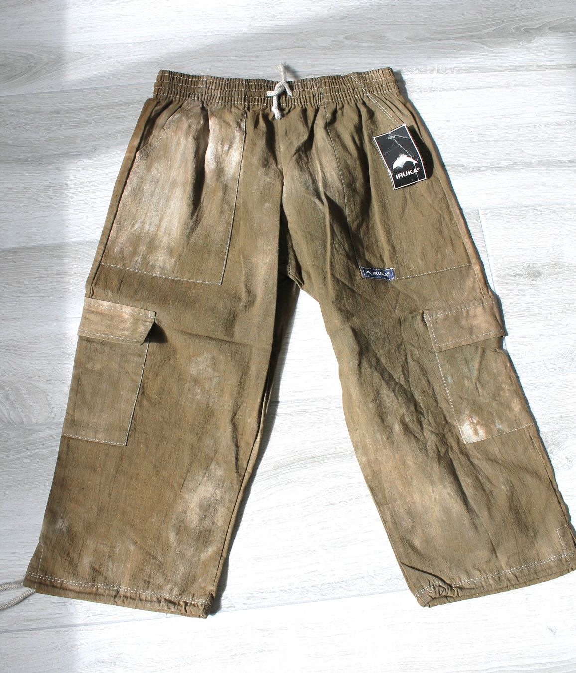 Pantaloni: Pantacourt neuf taille S – Nuovo e nell'imballaggio originale da Chez-le-Bart venduto da jasse