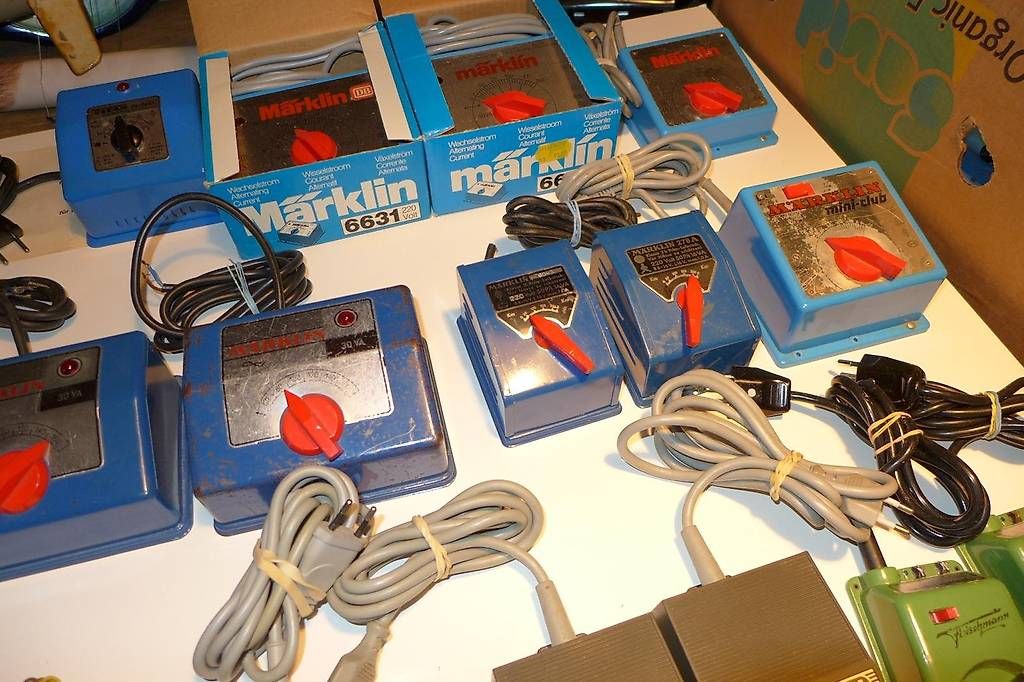 Märklin Batterie, Caricabatterie & Alimentatori: Trafos Transformatoren Eisenbahn Märklin Trix Fleischmann – Usato da Bern venduto da ToysPlusVintage 8