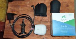 Arlo Go Camera Sicurezza 4G LTE Completa di accessori 