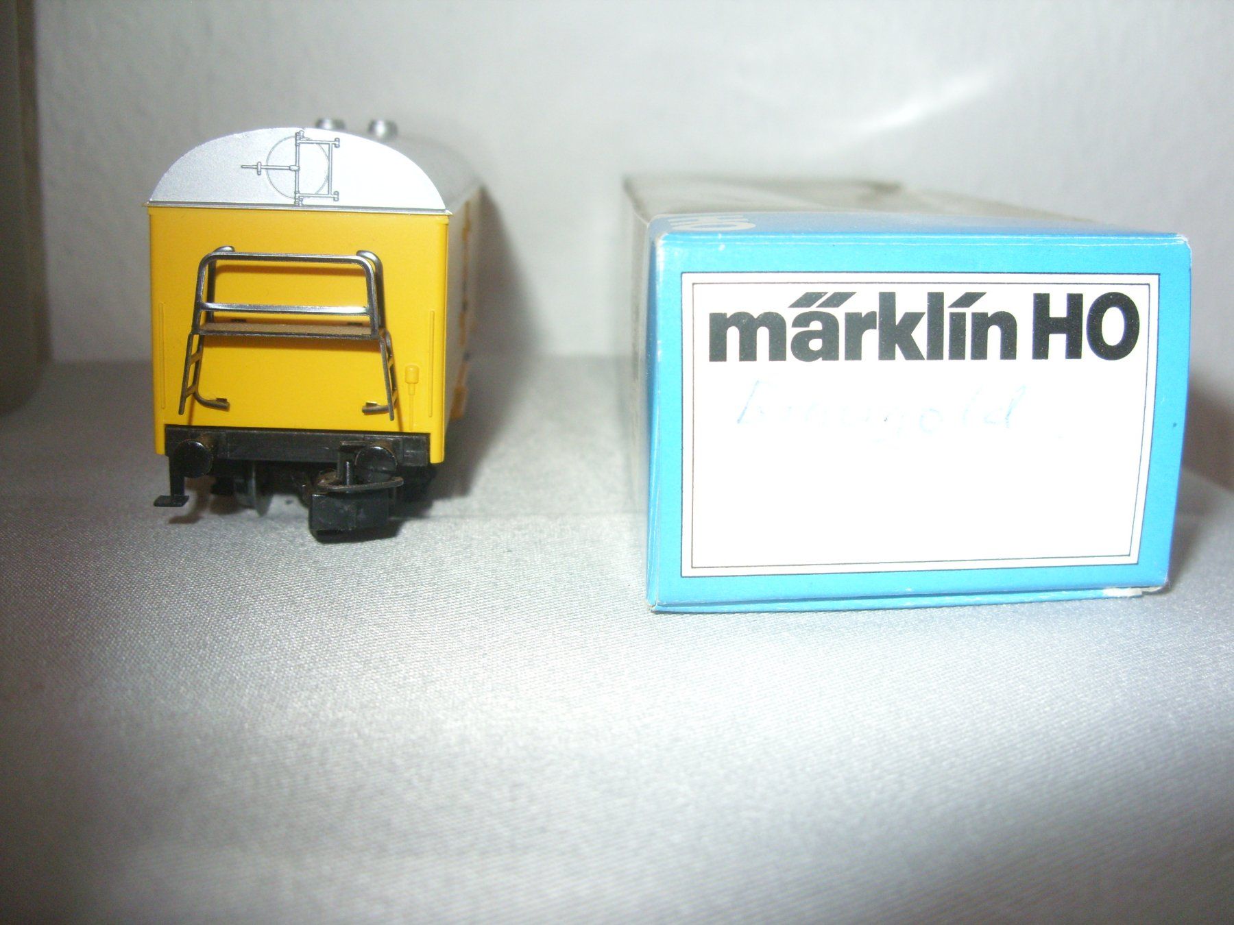 Märklin Modelleisenbahnen: Märklin H0 Bierwagen Eichhof Braugold WS – Gebraucht aus Untersiggenthal von Gumel50 6