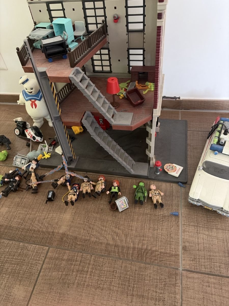 Playmobil Giocattoli: Playmobil Ghostbusters Feuerwache + Auto + Figuren – Usato da Zürich venduto da marina76 2