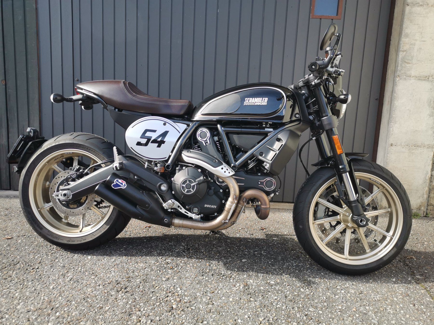 Ducati Sonstige: Ducati Scrambler Cafe Racer FRÜHLINGSAKTION – Neu (gemäss Beschreibung) aus Adligenswil von ala_xc8k 4