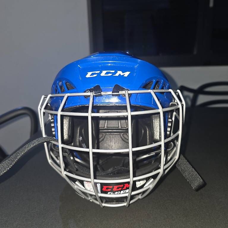 Caschi: Casco CCM junior – Usato da Pollegio venduto da mbat