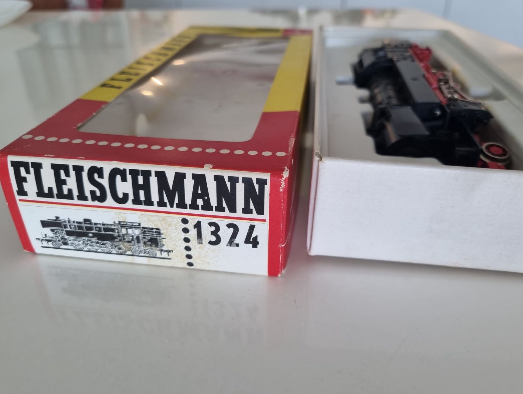 Fleischmann Modellini di ferrovie: Fleischmann DB BR65 Dampflok H0 in OVP – Usato da Zürich venduto da nibadi 2