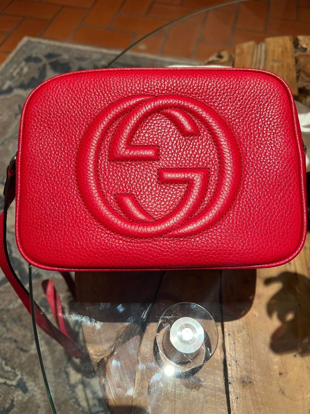 Gucci Sacs femmes: NEU: GUCCI Soho Disco Bag - ROT – Neuf avec emballage d'origine à Bonstetten par Swiss4Sale