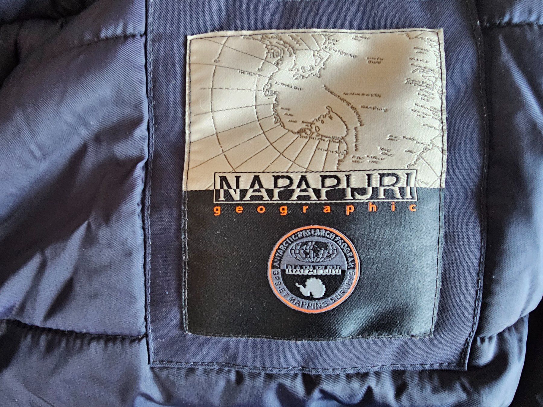 Napapijri Giacche: Napapijri Jacke Herren, Gr. S – Usato da Mettmenstetten venduto da Espoirco1 4
