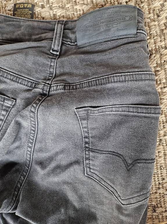 Jeans: John Doe Kevlar Jeans W28/L34 – D'occasion à Murten par fjr_q7d7
