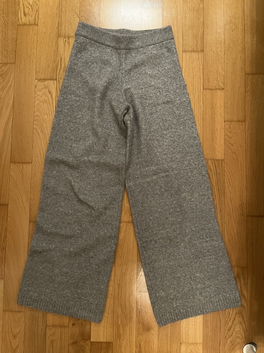 Zara Pantalons: Strickhose Zara – D'occasion à Zürich par JB23JB