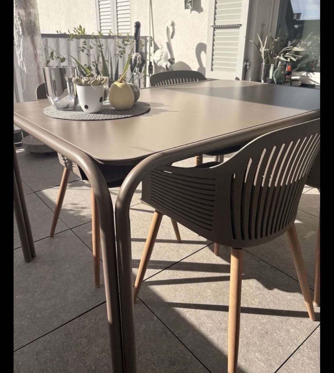 Set di tavolo e panche: Gartentisch Set – Usato da Stüsslingen venduto da fra_5gs2 3