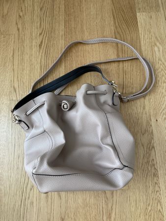 Bucket Bag / Beuteltasche Taupe Beige – Neu