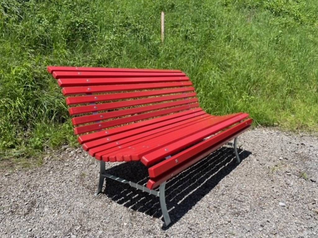 Bancs: Gartenbänkli Neu rot 1.50m – Neuf avec emballage d'origine à Herdern par Bettina_st 1