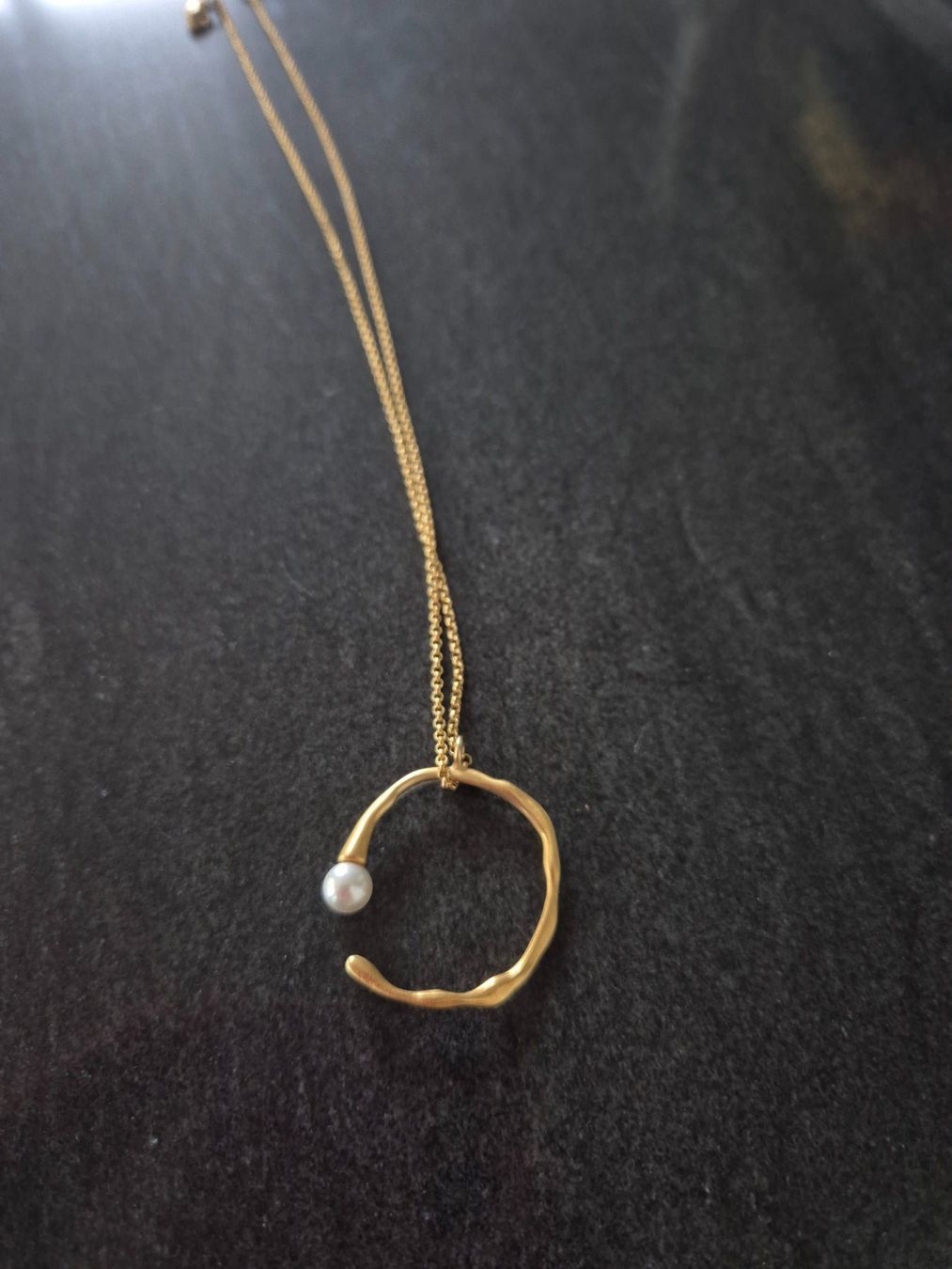 Catenine: Halskette mit Perle – Usato da Kloten venduto da gupnik