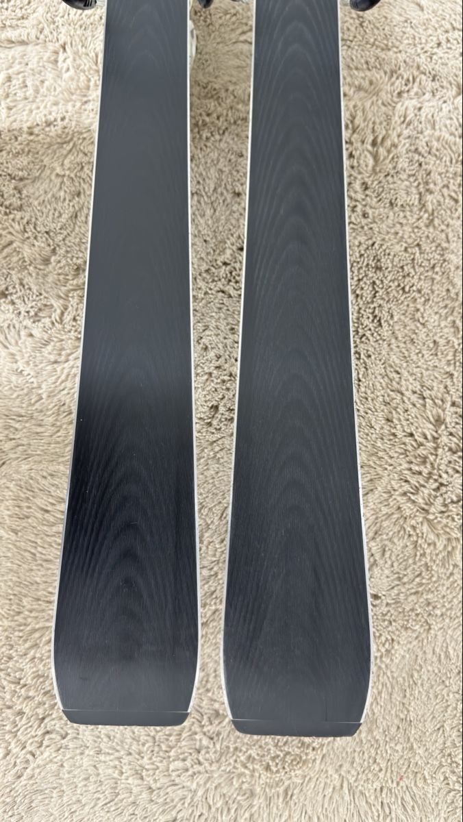 Fischer Sci: Fischer Trinity Ski mit Bindung schwarz 165 cm gebraucht – Usato da Dietlikon venduto da kickboxer_999 6