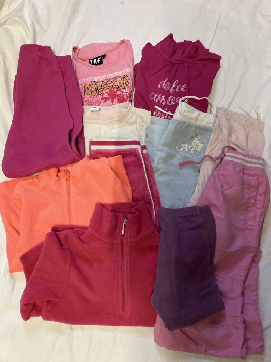Lotti & Set di vestiti: Kleiderpaket Gr. 116 – Usato da Bauma venduto da Dolphin3