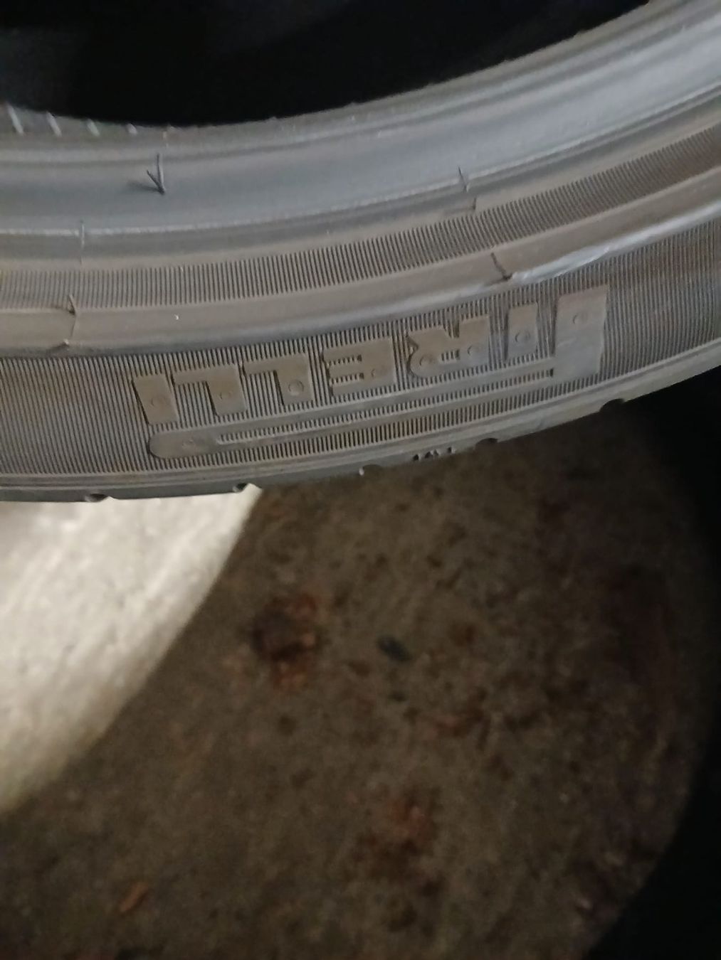 Pirelli Pneus & Kompletträder: 2 Reifen Pirelli – Gebraucht aus Buch am Irchel von nellsch87 1