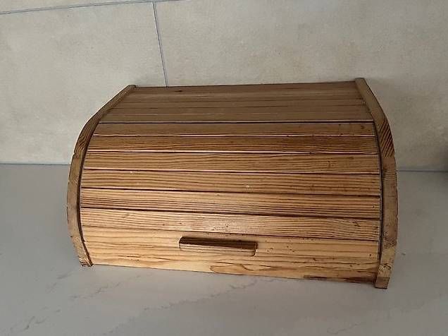 Altro in Decorazioni & Accessori: boîte à pain en bois – Usato da Genève venduto da e96_9f2n