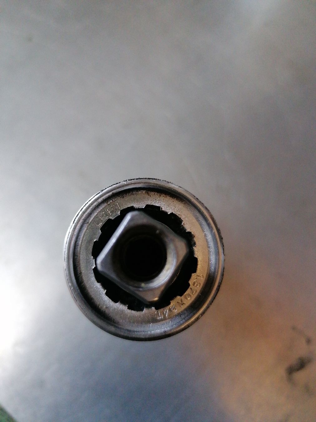Campagnolo Pezzi di ricambio: Axe Campagnolo Record – Usato da Lausanne venduto da Frankenstein 2
