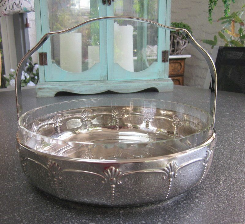 Schalen: Vintage Henkelschale mit original Glaseinsatz – Gebraucht aus Bischofszell von Pfau0