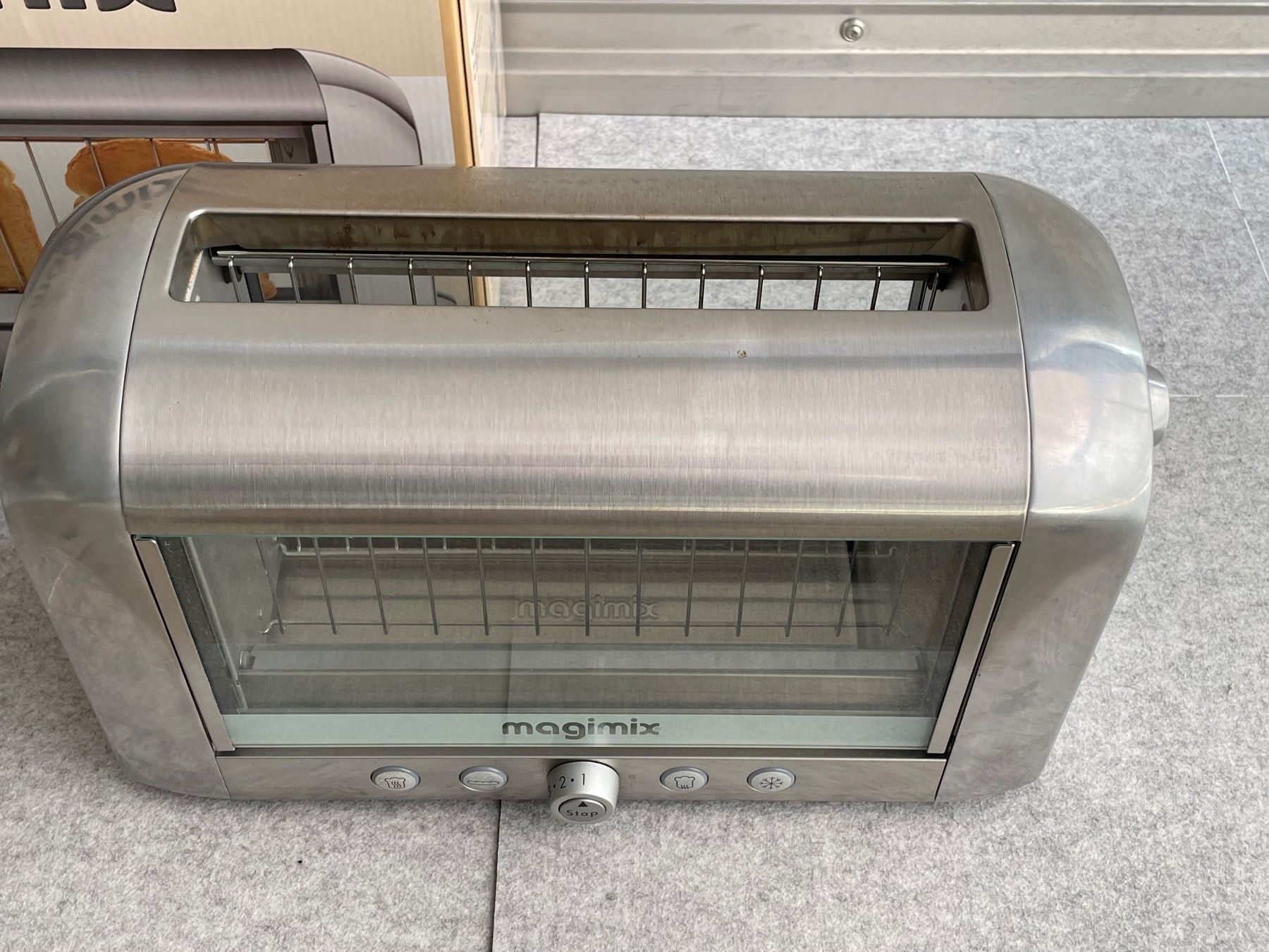 Magimix Küchengeräte: Magimix - Toaster Vision – Gebraucht aus Zürich von Num6 2