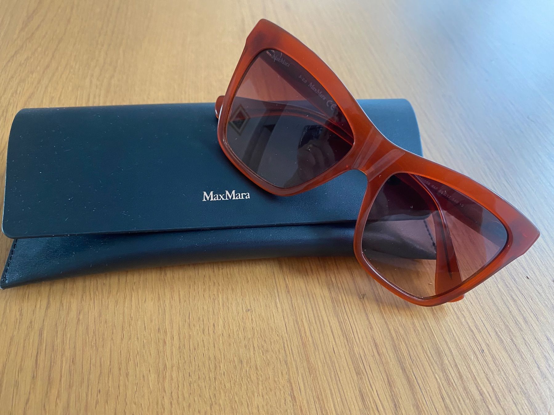 Occhiali & Lenti: MaxMara Sonnebrille – Usato da Wallisellen venduto da galgiu